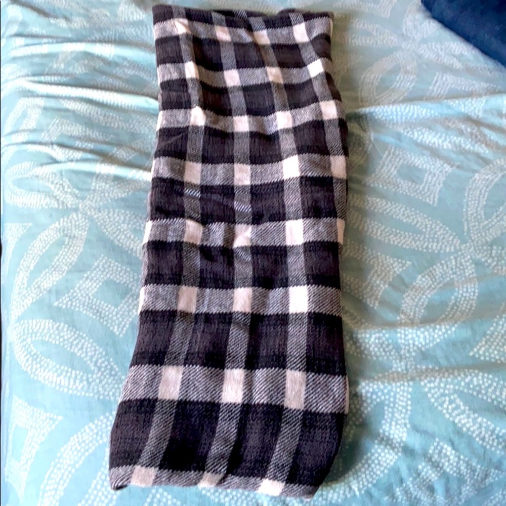 Acrylic Scarf (Plaid)